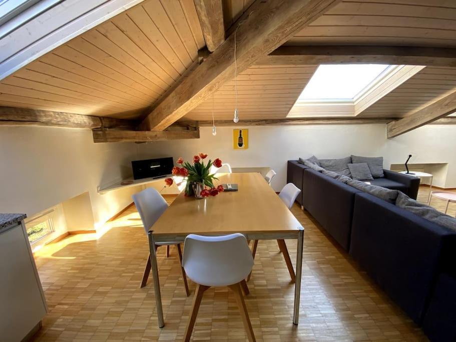 The Penthouse - Center Apartment *